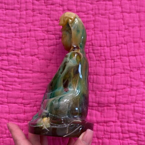 Geomantic  Amber handcrafted antique statue Guanyan from Nashan - Picture 4 of 10